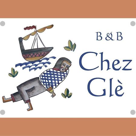 Chez Gle B&B Bari Bagian luar foto