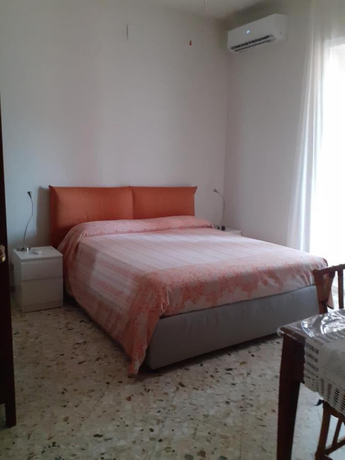 Chez Gle B&B Bari Bagian luar foto