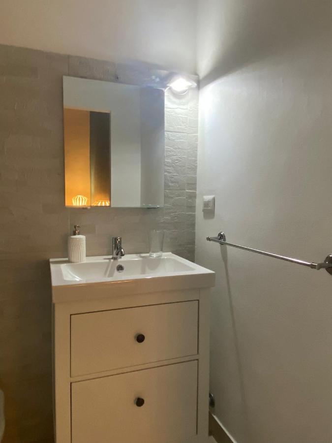 Chez Gle B&B Bari Bagian luar foto